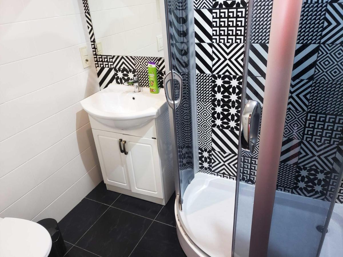 Апартаменти Unique 1 Bd Apt Dt W/Free Parking And Wi-Fi Кишинів Екстер'єр фото